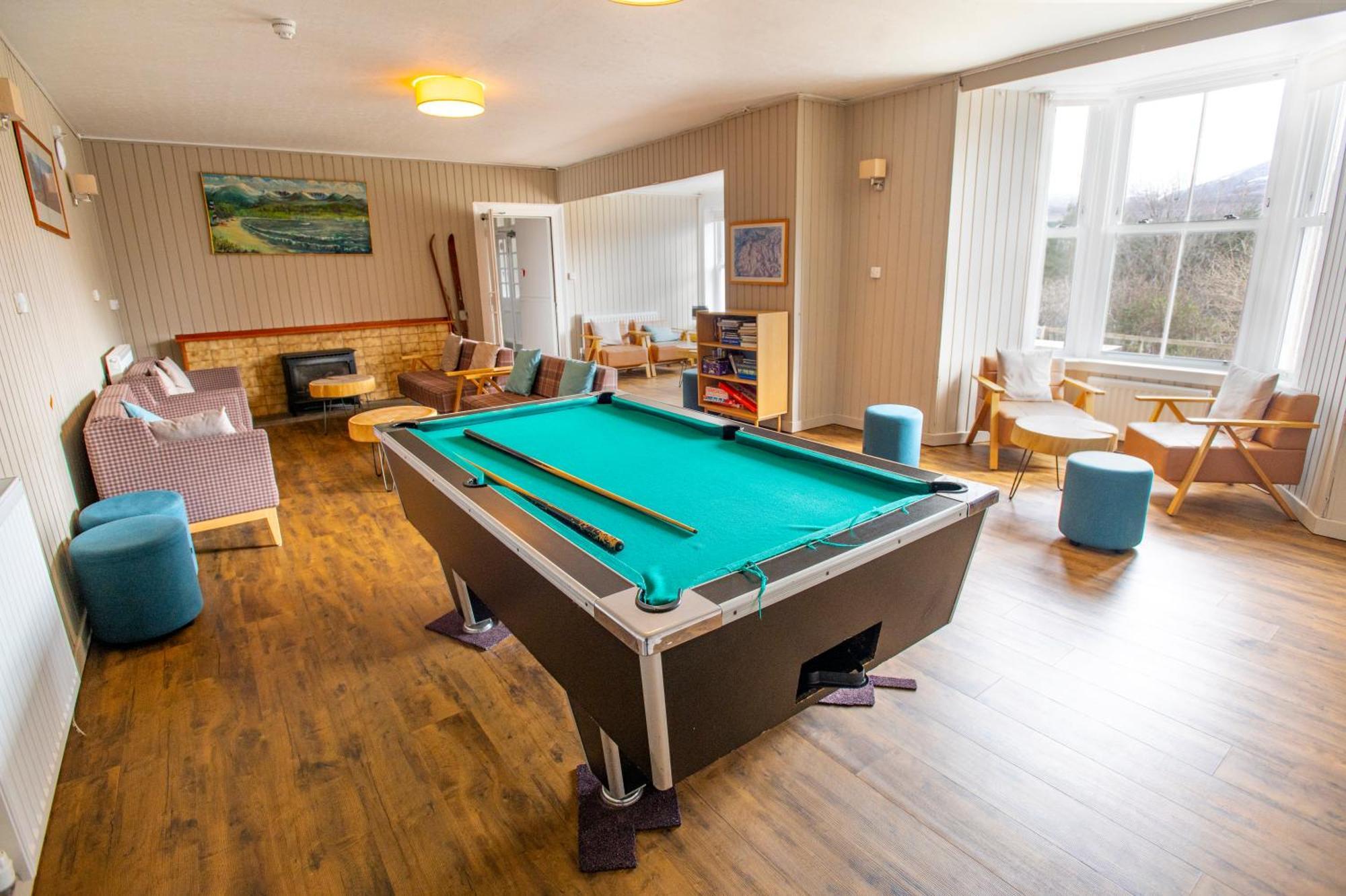 Cairngorm Lodge Youth Hostel Loch Morlich Dış mekan fotoğraf