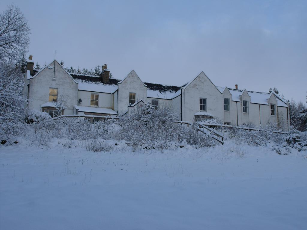 Cairngorm Lodge Youth Hostel Loch Morlich Dış mekan fotoğraf